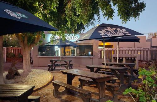 Pofadder Hotel | Pofadder Hotel by Country Hotels