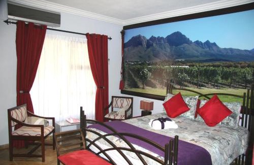 Hartbeespoort House | Ponciana Superior Guesthouse