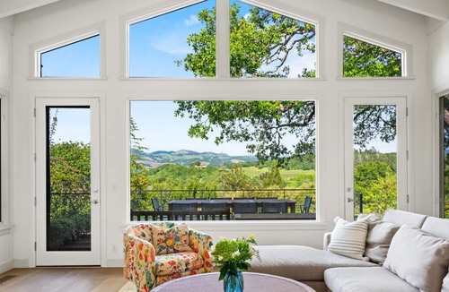 Kenwood House | Pool & Spa | Family-Friendly | Kenwood | Chef`s Kitchen | Sleeps 8