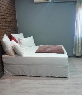 Potchefstroom House | Potch Guest house