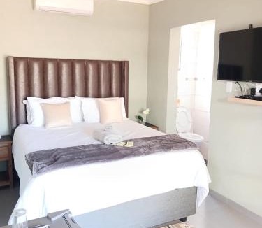 Zeerust Bed & Breakfast | Precious Estates Emerald