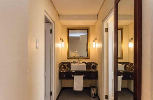 Quigney Beach Hotel | Premier Hotel Regent