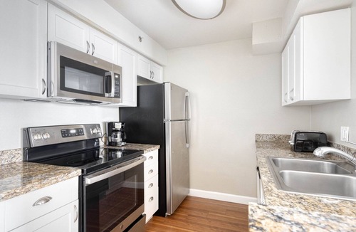 Cupertino Apartment | Premium Cupertino 1BR w/Gym, Pool & W/D, nr tech HQs, by Blueground