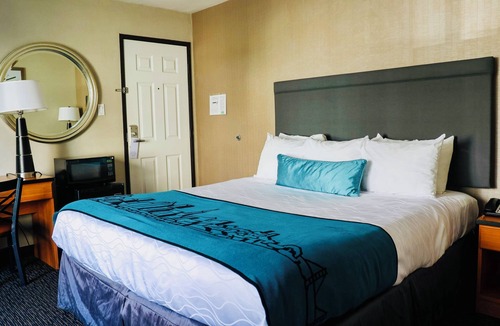 South of Market Hotel | Premium King Room, Centrally Motel SF, FreeParking, Breakfast, Near Moscone