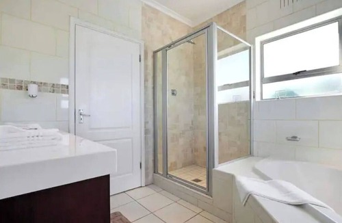 Cape Town Villa | Prestigious Villa
