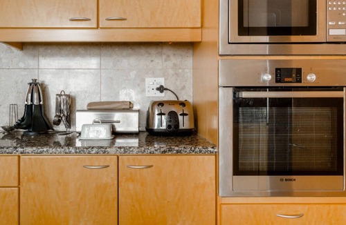 Bantry Bay House | Prime position! Close to Clifton & Camps Bay Beaches, Cape Town City Centre.