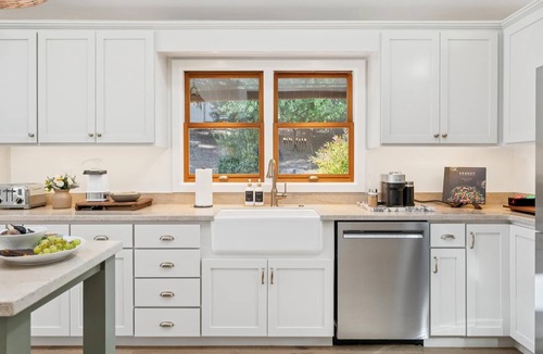 Santa Rosa House | Private 2-Acre Retreat Near Sonoma & Napa with Hot Tub and Play Structure