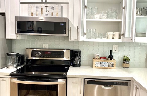 Northside Cottage | Private Cottage nearby SCU, San Jose Downtown, San Jose Airport, SAP