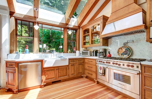 Sonoma House | Private Enclave within Walking Distance of Plaza 5 Bed/5 1/2 Baths Sleeps 10-12