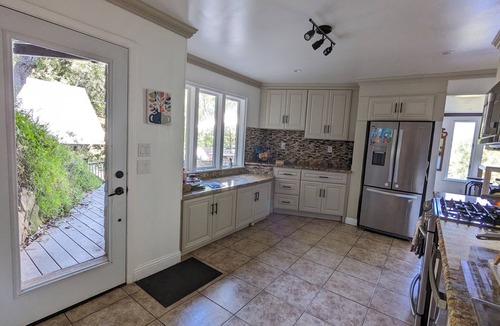 Tamalpais-Homestead Valley House | Private home+ hot tub forest hill views
