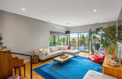 Cotati Villa | Private Pool & Large Deck: Modern Cotati Villa!