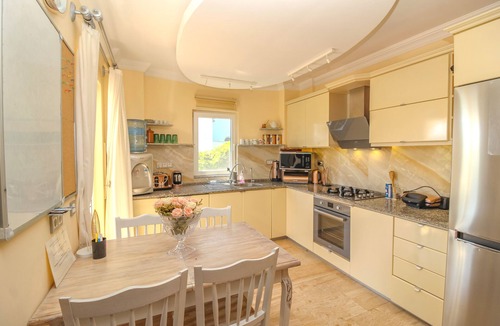 Geris Villa | Private Pool Villa Vintage