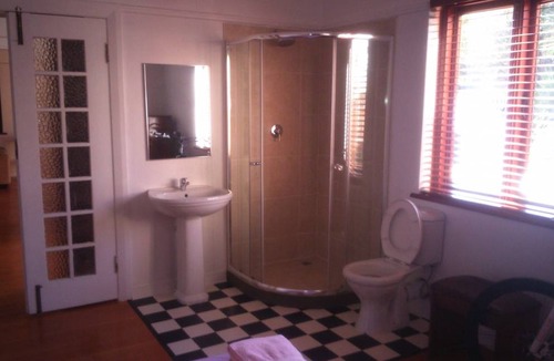 Newlands Resort | Private room ∙ 1 guest