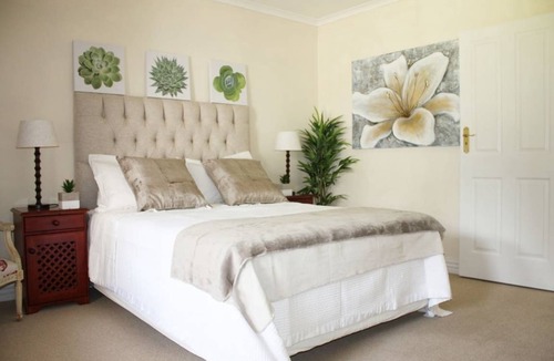 Constantia Resort | Private room ∙ 3 guests