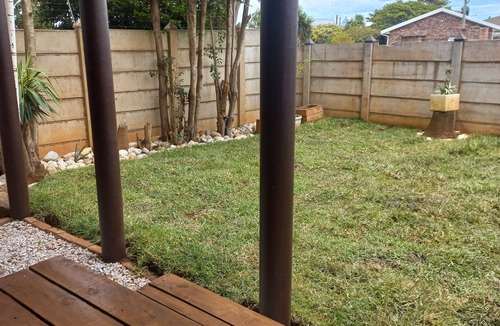 Jeffreys Bay Apartment | Private,Self checkout, 800m from the beach and Attractions