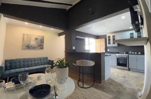 Botha's Hill Apartment | Protea on Main Valley of 1000 hills