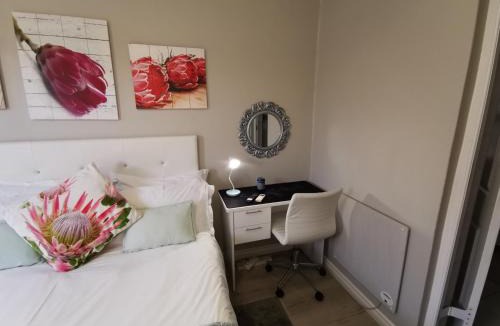 Kenridge Apartment | Protea Suite