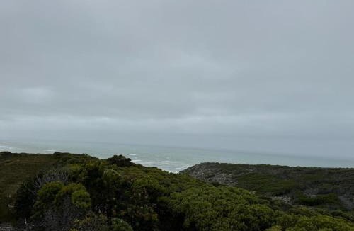 L'Agulhas House | Protea32