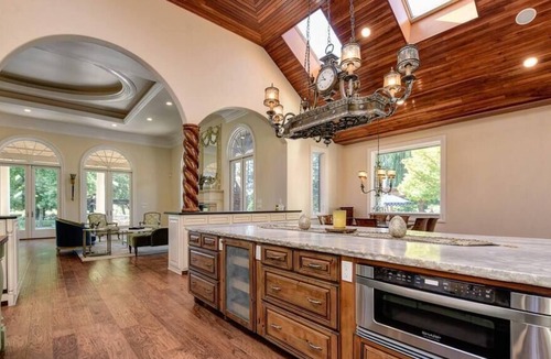 Acampo House | Provence Estate Nestled Along Lodi Wine Trails