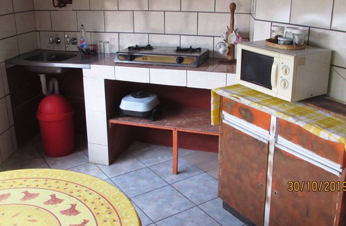 Thorny Bush Game Reserve Ski Chalet | Pure wilderness in Amanzimlotzi Riverside Bush Bungalow in Limpopo, Kruger Park