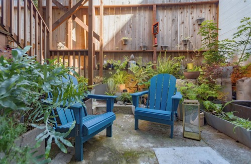 Nob Hill Apartment | Pvt Lux Boutique Suite with Lush Patio: Historic San Francisco - 99 Walk Score