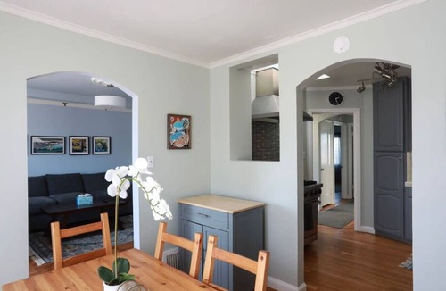 Parkside Apartment | Quaint 2BR/1BA Apt - 7 min walk to Ocean Beach
