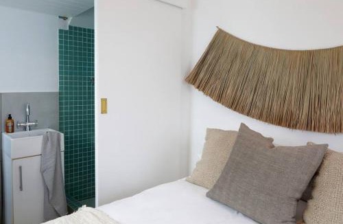 Clifton Apartment | Quaint Room To Rent - Number 4706