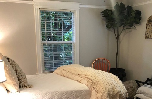 Central San Mateo House | Queen Bedroom, relaxed atmosphere Near Downtown
