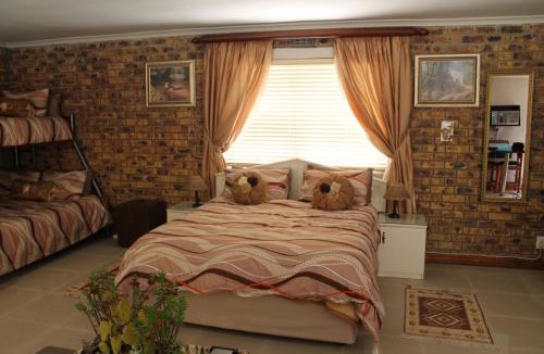 Melkbosstrand Bed & Breakfast | Quest Bed And Breakfast