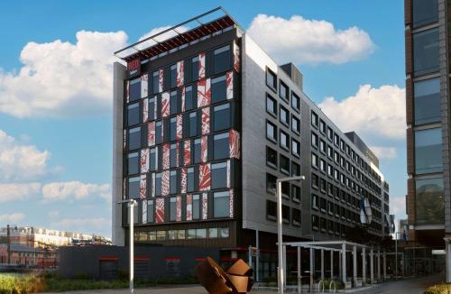 Silo District Hotel | Radisson RED Hotel V&A Waterfront Cape Town