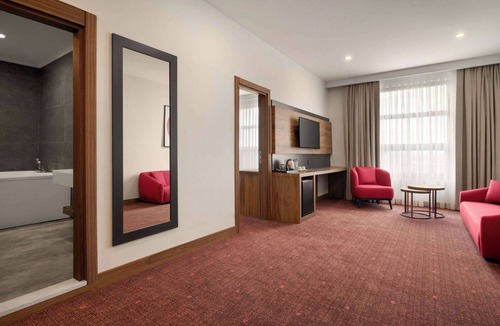 Karacabey Hotel | Ramada By Wyndham Karacabey