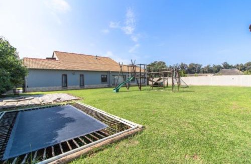 Henley on Klip Apartment | Rams Guest Suite-Toasty Bonfire&No Loadshedding