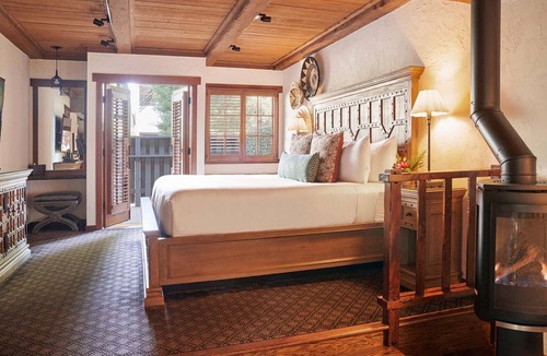 Rutherford Hotel | Rancho Caymus Inn