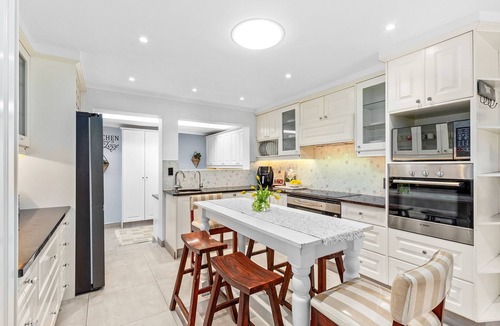West Beach House | Rancho Relaxo - Five Bedroom House, Sleeps 10