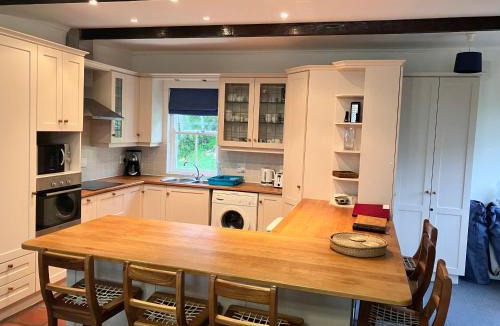 Fish Hoek Apartment | Ranger Views Apartment