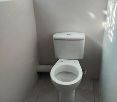 Soshanguve House | Rasesa Guesthouse Block V