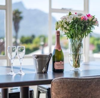 Claremont Apartment | Ravensberg Table Mountain Oasis