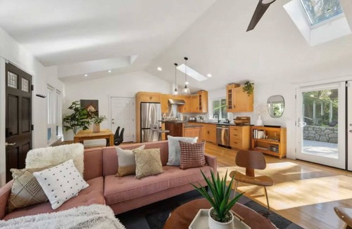 Glen Ellen House | Ravenwood Paradise: Private Pool and Hot Tub