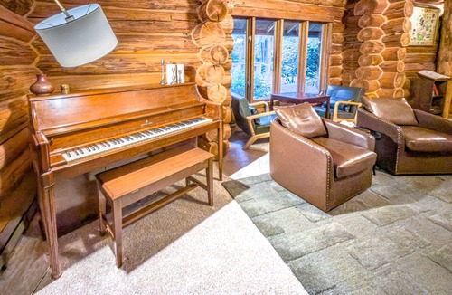 Maple Falls House | Red Mountain Retreat Restore - Reconnect - Rise