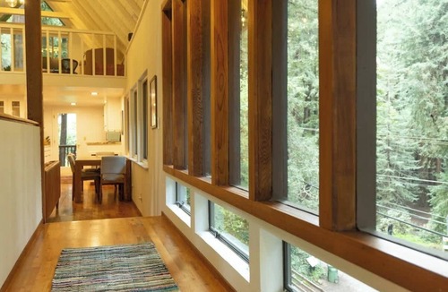 Mill Valley House | Redwood Treehouse Retreat Near Muir Woods w Deck
