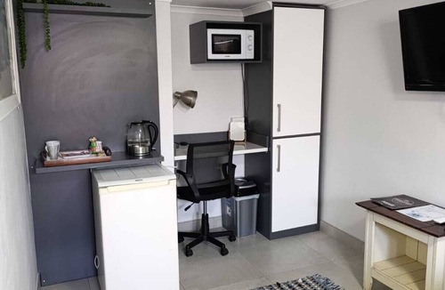 Beacon Bay Bed & Breakfast | Reef View BnB