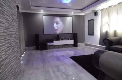 Beacon Bay House | Reflections at 21