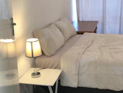 Goodwood House | Relaxing and Cozy Room