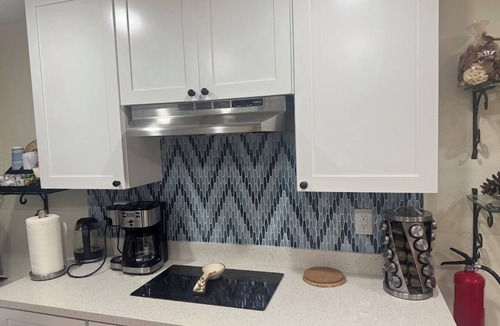 Paradise Valley Apartment | Remodeled 1BR near SF/SFO — parking + EV