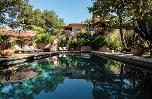 Sonoma Villa | Resort-like Villa, 50' Infinity Edge Pool, Garden, Peaceful, Luxurious