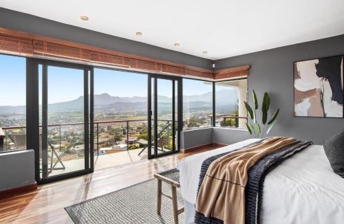 Mountainside House | Restio View 11 by Host Agents