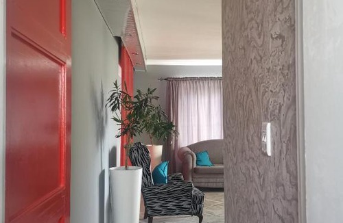 Retreat House | Retreat to Edmonton Close