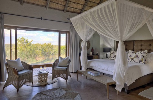 Madikwe Game Reserve Cabin | Rhulani Safari Lodge