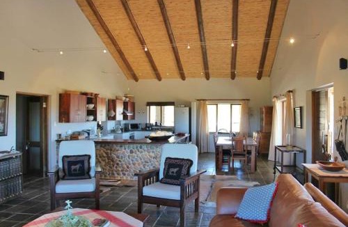 De Rust Ski Chalet | Ribboksfontein Guest Farm