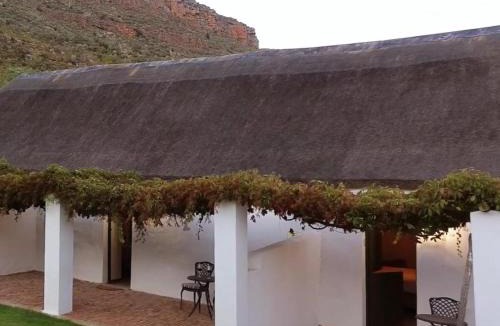 Op-die-Berg Cabin | Ribbokskloof Cottages and Campsite